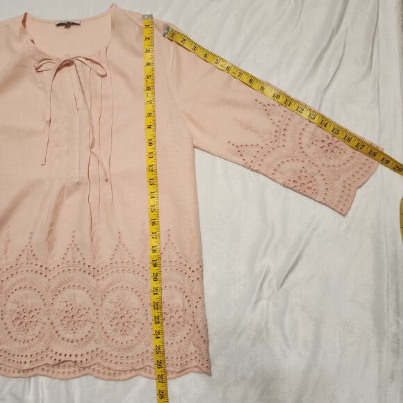 Rose & Rhyme Boho Floral Romantic Eyelet Embroidered Peasant Tunic Top, Small - Picture 4 of 5
